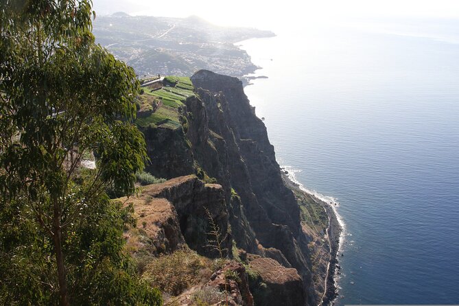 Madeira Full Day Tour West and East Island Top Highlights Tour - Getting from stop to stop: time, roads, and why tunnels are part of the deal