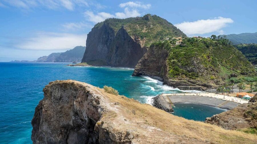 Madeira Funchal:East Tour Pico Arieiro & Santana&Laurissilva - Key highlights you will care about
