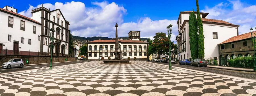 Madeira: Funchal's Eco Private City Tour - Heritage area stop: a short history moment without the slow pace
