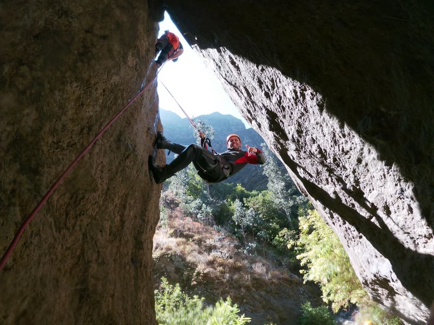 Madeira: Intermediate (Level 2) Canyoning Experience - What you actually do on the canyon: rappel, traverse, swim, repeat