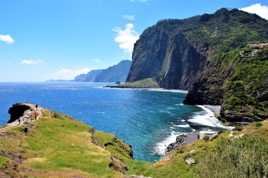 Madeira: Late East Tour with Pico do Areeiro Views - Ribeiro Frio walk: a short break that makes the day feel balanced