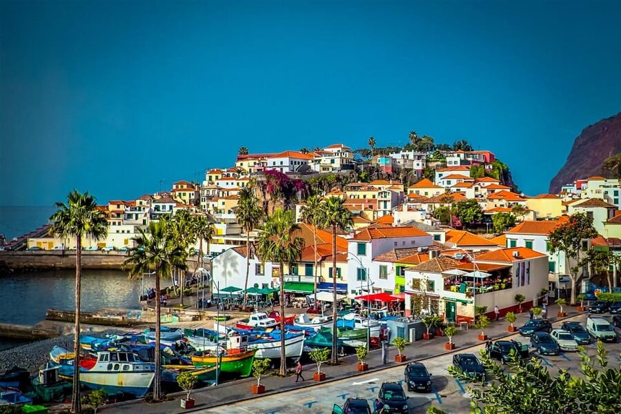 Madeira: Late West Tour with Natural Pools and Cliffs - Getting picked up in comfort: minivan, small group, and where you meet