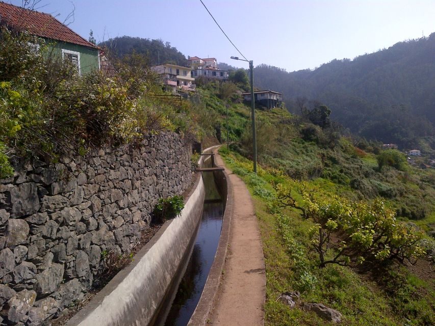 Madeira: Levado do Norte 2-Hour Hiking Tour - Timing and pacing: how the 2-hour hike stays easy