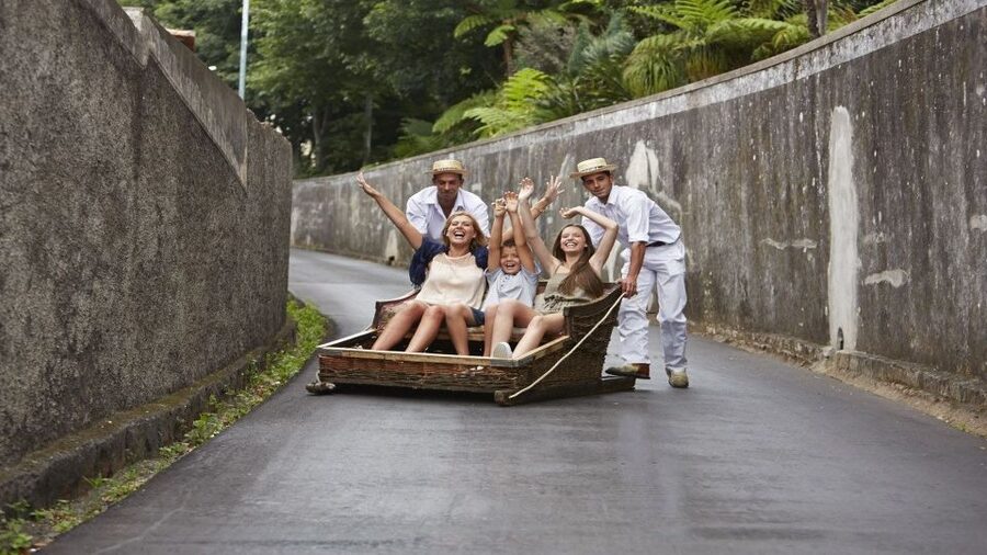 Madeira: Monte Sightseeing Tour & Toboggan Sled Ride - Visiting the Church of Monte and the Austro-Hungarian Emperor Tomb