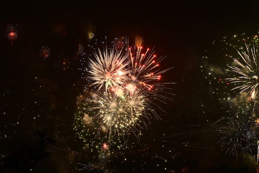 Madeira: New Years Eve Fireworks Catamaran Cruise - Christmas Lights Along the Coast, Then You Reposition for Midnight