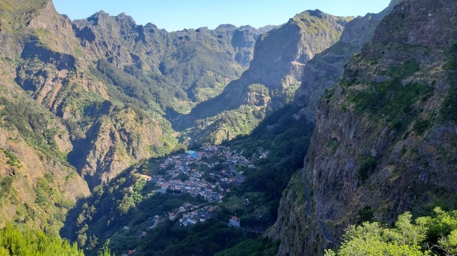 Madeira: Nun's Valley Private Tour - Your guide: the difference between seeing and understanding