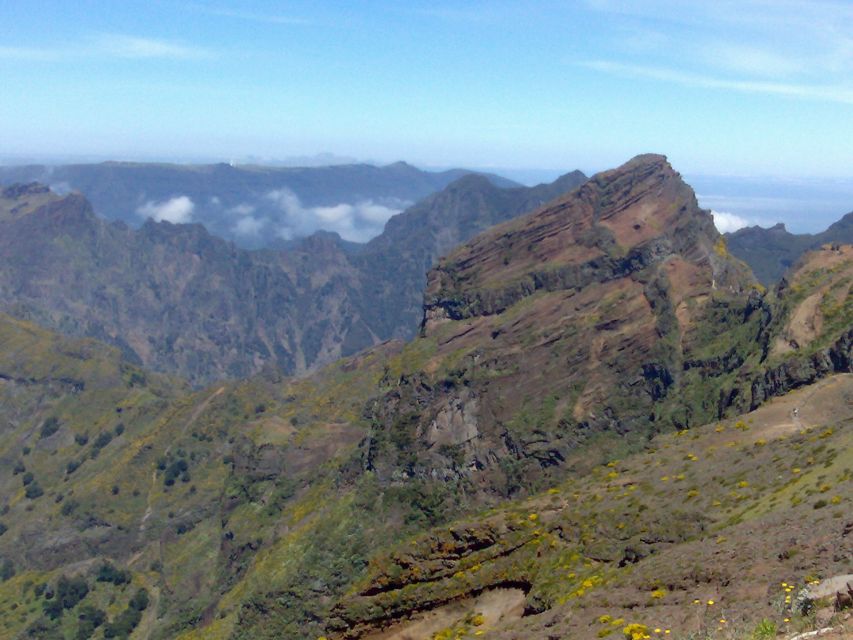 Madeira: Pico do Arieiro & Laurissilva Forest - East tour - Guindaste Viewpoint: The North Coast in One Big Breath
