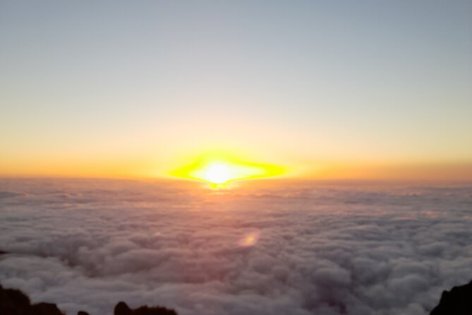 Madeira Pico do Arieiro Sunrise Tour - Why Pico do Arieiro Sunrise at 1,800 Meters Feels Like a Morning Event