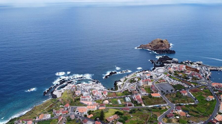 Madeira: Pico do Arieiro Sunrise with East and West Tour - Quick hits before you go