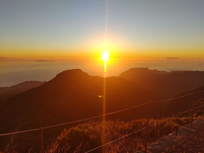 Madeira: Pico Ruivo Guided Sunrise Hike with Hotel Pickup - The Climb to Pico Ruivo: 260 Meters That You Can Pace Yourself Through
