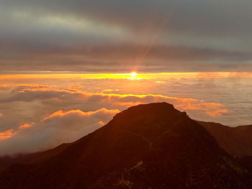 Madeira: Pico Ruivo Guided Sunrise Hike with Hotel Pickup - Sunrise at Madeira’s Highest Peak: Tea, Photos, and That Golden View