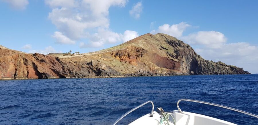 Madeira: Ponta de São Lourenço Lighthouse Boat Tour - Casa do Sardinha: seeing where water shows up on the coast