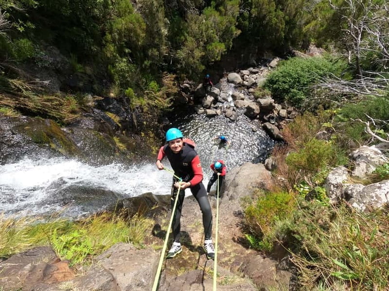 Madeira : Ribeira das Cales Canyoning (Level 1) - The full timing: 2 to 2.5 hours in the canyon, plus transfers