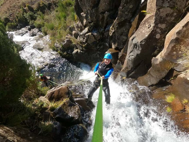 Madeira : Ribeira das Cales Canyoning (Level 1) - Changing clothes and the easy end of the day