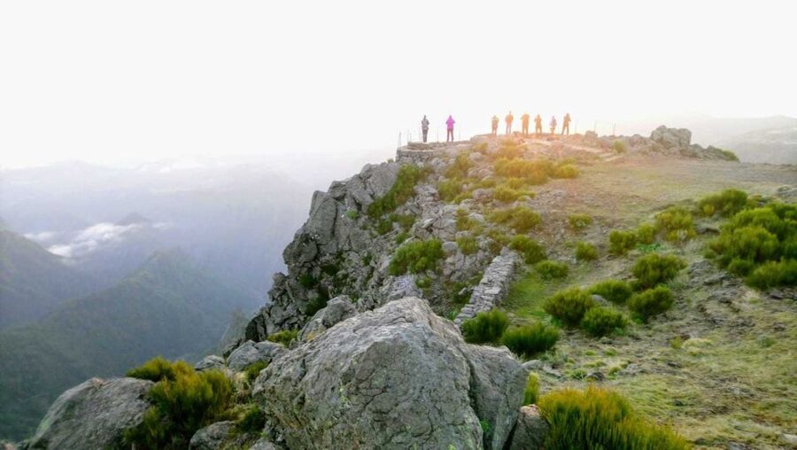Madeira Safari Private 4x4, Full Day Santana or Porto Moniz - Pico do Areeiro Viewpoints, Timing Tips, and the Cloudline Bonus
