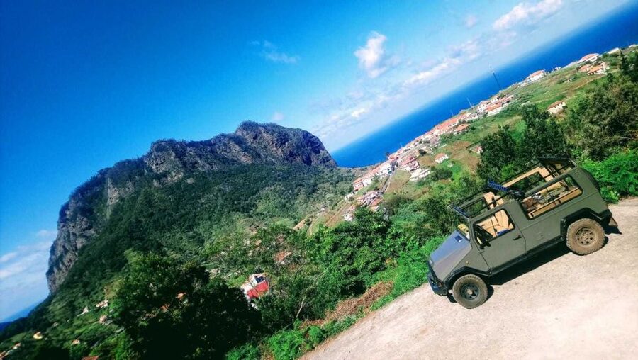 Madeira Safari Private 4x4, Full Day Santana or Porto Moniz - Porto Moniz Natural Pools and Calheta Beach for Water Time