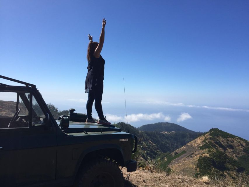 Madeira Safari Private 4x4, Full Day Santana or Porto Moniz - São Vicente Caves and What the Stops Are For
