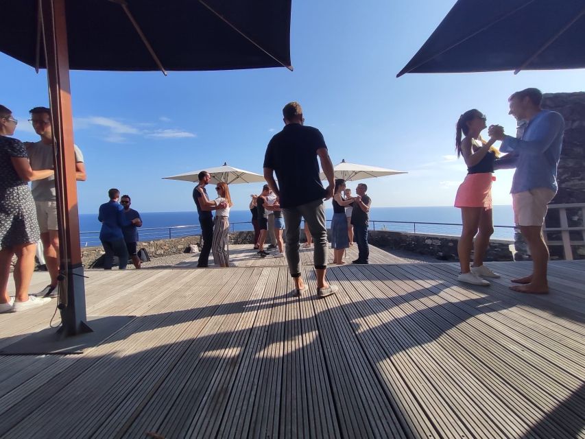 Madeira: Salsa and Bachata dance and discovery experience - The “Discovery” Part: Open Air and Ocean Views