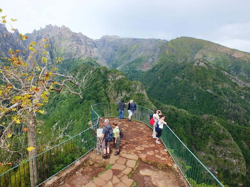 Madeira: Santana Jeep Safari and Balções Levada Walk - Ponta de São Lourenço: the Dragon’s Tail finish