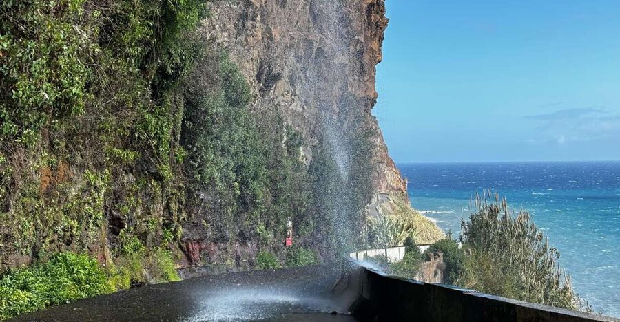 Madeira: Sunny South Side - Cabo Girão, Waterfalls, C. Lobos - Coffee first in Ribeira Brava, then Miradouro São Sebastião