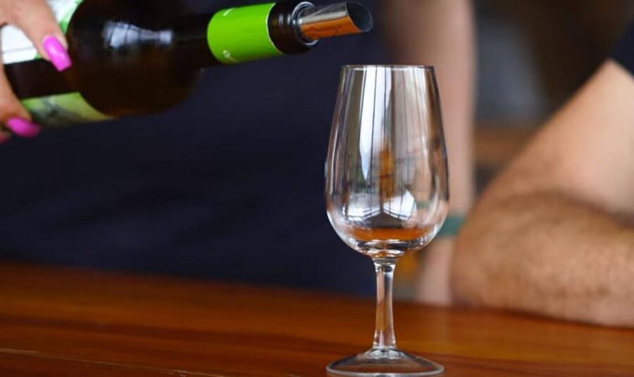 Madeira - Vineyard Tour Wine Tasting - Included - The wine experience in São Vicente: tasting Madeira by age and style