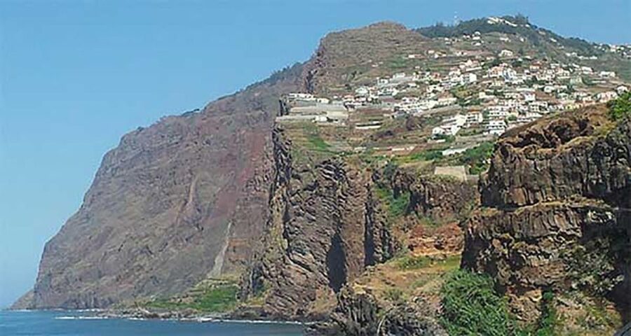 Madeira - Vineyard Tour Wine Tasting - Included - What $85 buys you on Madeira, and where the value really is
