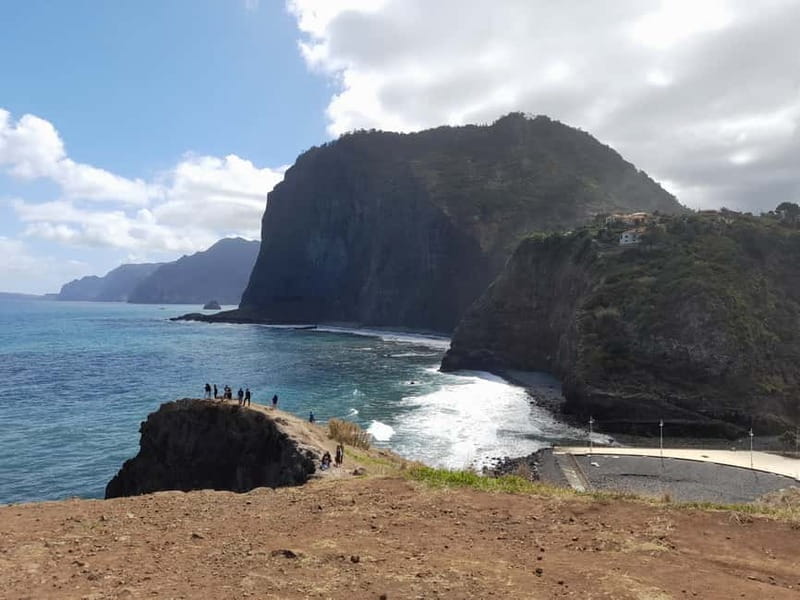 Madeira: West and East Madeira Top Highlights Tour - Ponta do Pargo Lighthouse: western Madeira’s edge