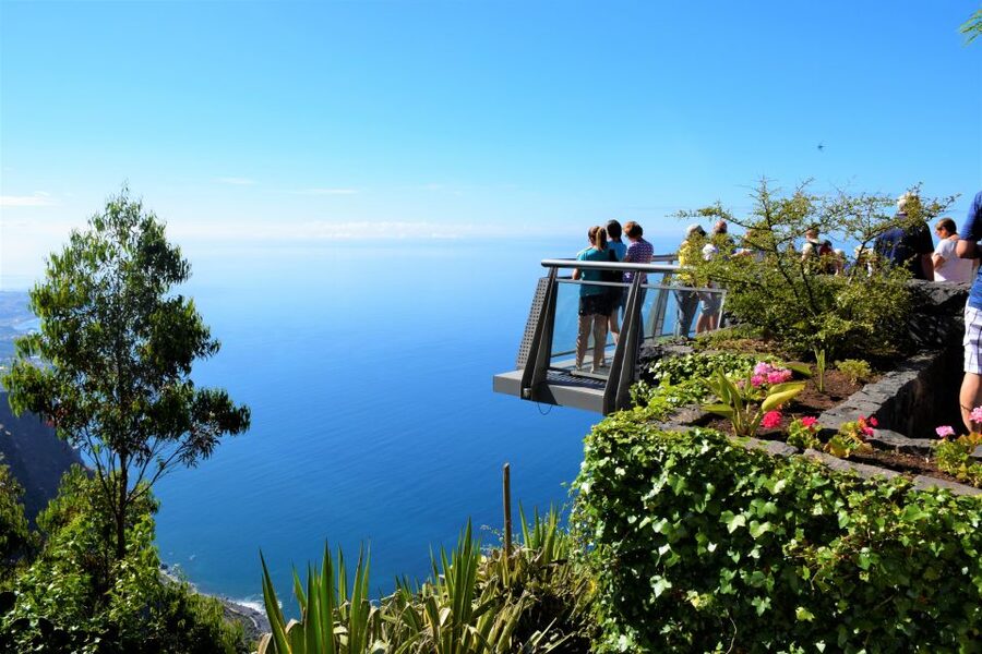 Madeira: West Tour with Porto Moniz and Volcanic Pools - Cabo Girão Glass Balcony: Highest-Ever Feel for Your Camera