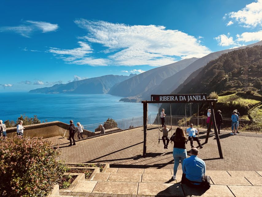 Madeira: Western Madeira Guided Trip & Fanal Mystic Forest - Fanal and Laurissilva Forest, where the fog does the work