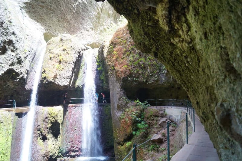 Madeira: Wet your hair in the amazing Levada Nova / Moinhos - Moinhos Levada: why this Madeira hike feels special
