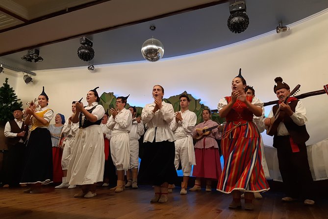 Madeiran Traditional Dinner - What You’ll See Live: Folk Music, Dancing, and Sometimes Fado