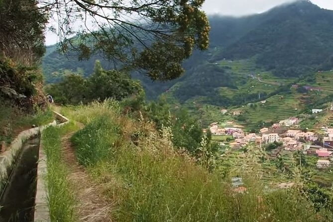 Mimosa Valley Walk - Mimosa Valley views toward Machico and the south east coast