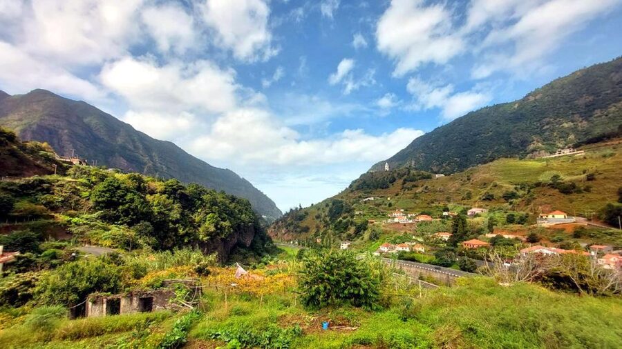 North Tour Private Half-Day: S. Vicente, Seixal & P. Moniz - Véu da Noiva Viewpoint and Seixal Energy: Bridal Veil Views