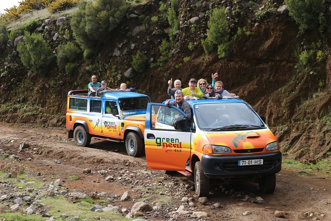 NorthWest Landscapes, UNESCO & volcanic pools 4x4 experience - Porto Moniz Natural Swimming Pools: where the day turns into water time