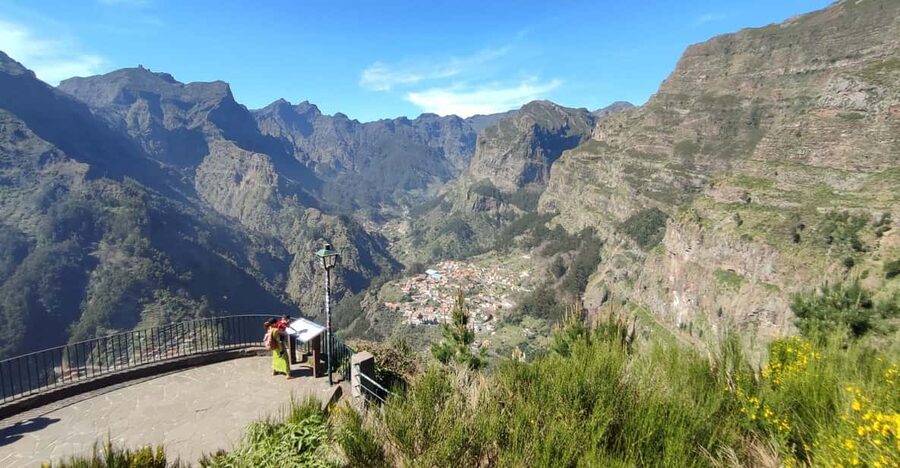 Nun's Valley & Pico dos Barcelos Madeira Island Tour - Why This Nun’s Valley and Pico Route Works on Madeira