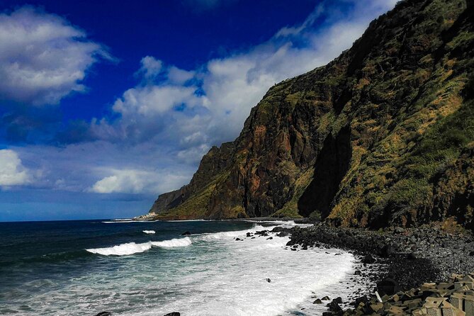 Oldtimer Sightseeing Tour in the West and Northwest - Ponta do Pargo and Ponta da Vigia, optional lunch and cliff views