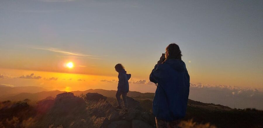 Pico do Arieiro: Private 4x4 Sunrise Trip with Hot Drinks - Private Pickup from Funchal or Caniço: Fewer Hassles, More Sunrise Time