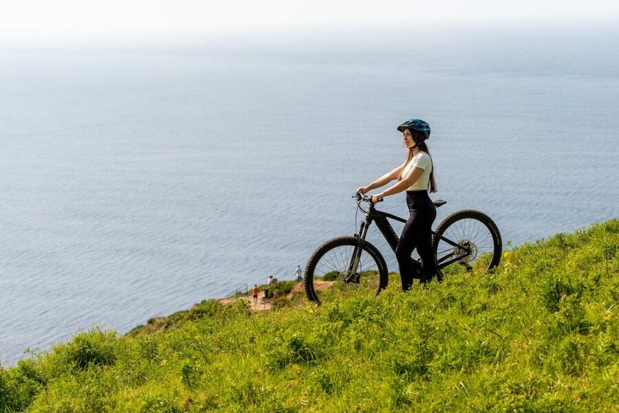 Ponta do Pargo: Madeira E-Bike Rental - Route flow you can expect: from paved turns to trail riding and a downhill finish