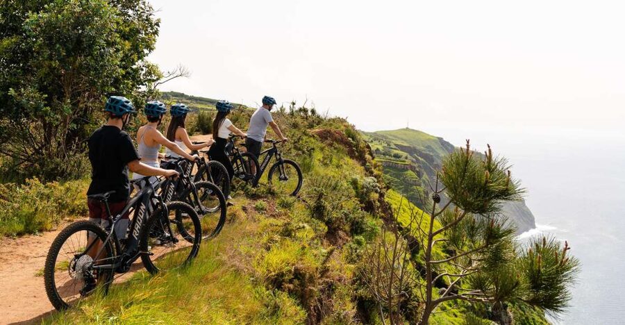 Ponta do Pargo: Madeira E-Bike Rental - Your e-bike setup: mountain power, included gear, and the 100 EUR bike deposit