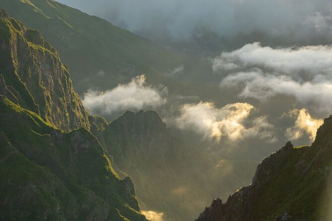 PR1 Sunrise Pico do Arieiro Self-Guided Hiking Transfer - Who this hike suits best