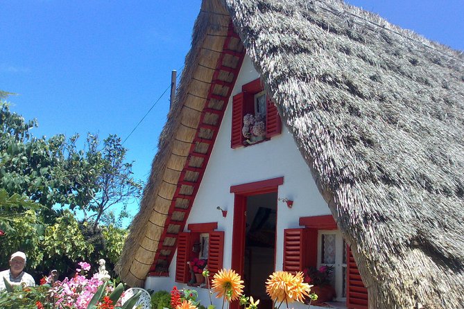 Private - Balcões Walk & A-Framed Houses Tour - A private east and north route that makes Madeira feel close