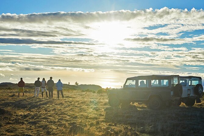 Private Breathtaking Sunrise Private Jeep Tour - Pico do Arieiro sunrise: what you are really going to see