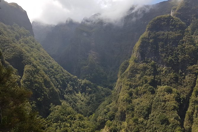 Private Guided Walk Levada Caldeirao Verde - What to wear and pack for a green levada day