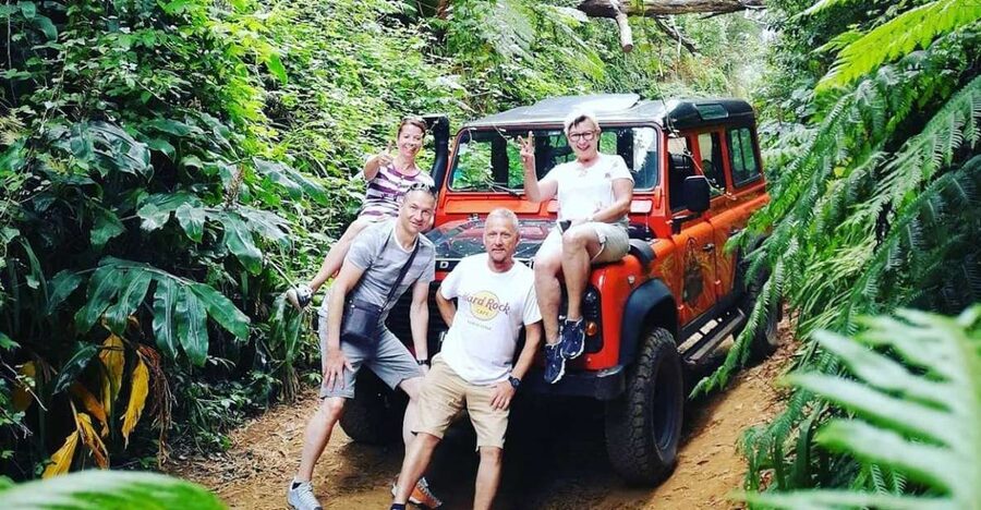 Private Jeep Tour West-Side Natural Pools - Camara de Lobos and Rancho viewpoint time: start with charm and sea air