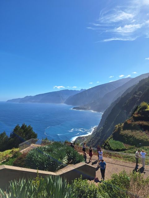 Private Madeira Highlights Full Day Tour - Véu da Noiva Viewpoint: The Waterfall Moment, Kept Appropriately Short