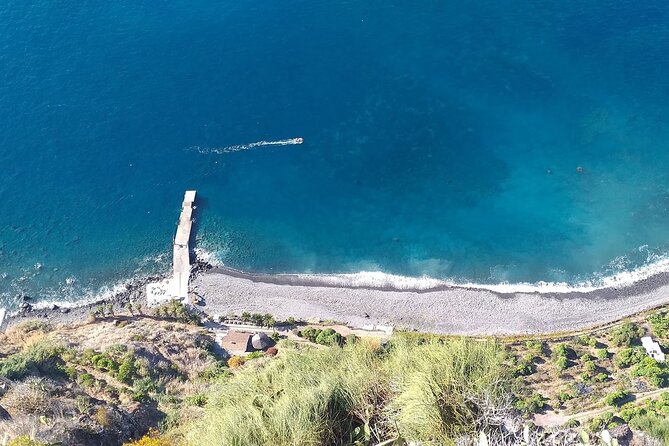 Private Madeira tour 8 people - Stop 1 Madeira: Several Stops, Real Food, and Scenic Moments