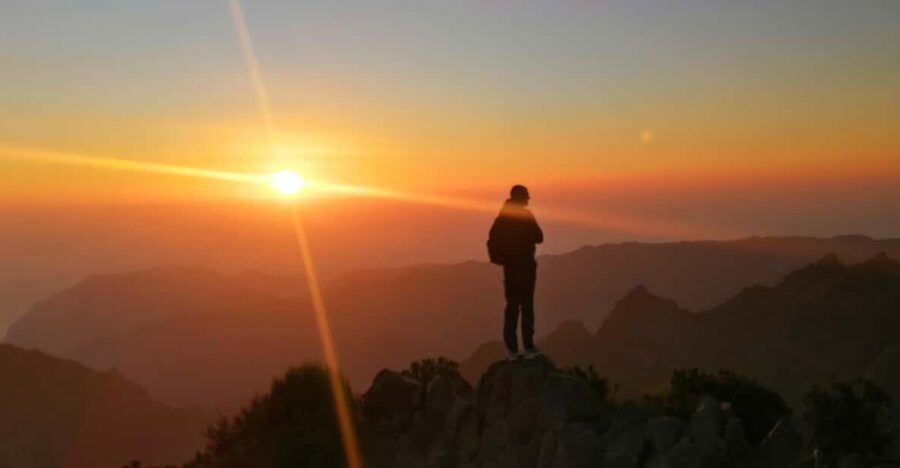 Private Sunrise Hike to Pico Ruivo with Hotel Pickup - Your Guide, the Mountain Guide, and the Tone of the Morning