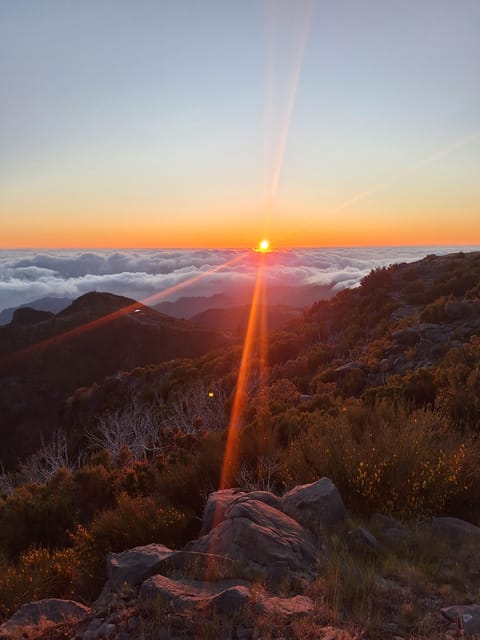 Private Sunrise Pico Areeiro and Hike (optional) - Funchal pickup and the scenic early-drive rhythm you feel in the first 10 minutes