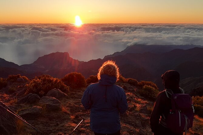 Private Sunrise Pico do Areeiro Half Day with easy levada walk - Sunrise in Madeira, by open-top Jeep