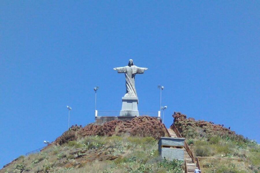 Private Tour: Guided Tuk Tuk Tour of Garajau and Cristo Rei - Why a Tuk Tuk Tour Works So Well in Funchal